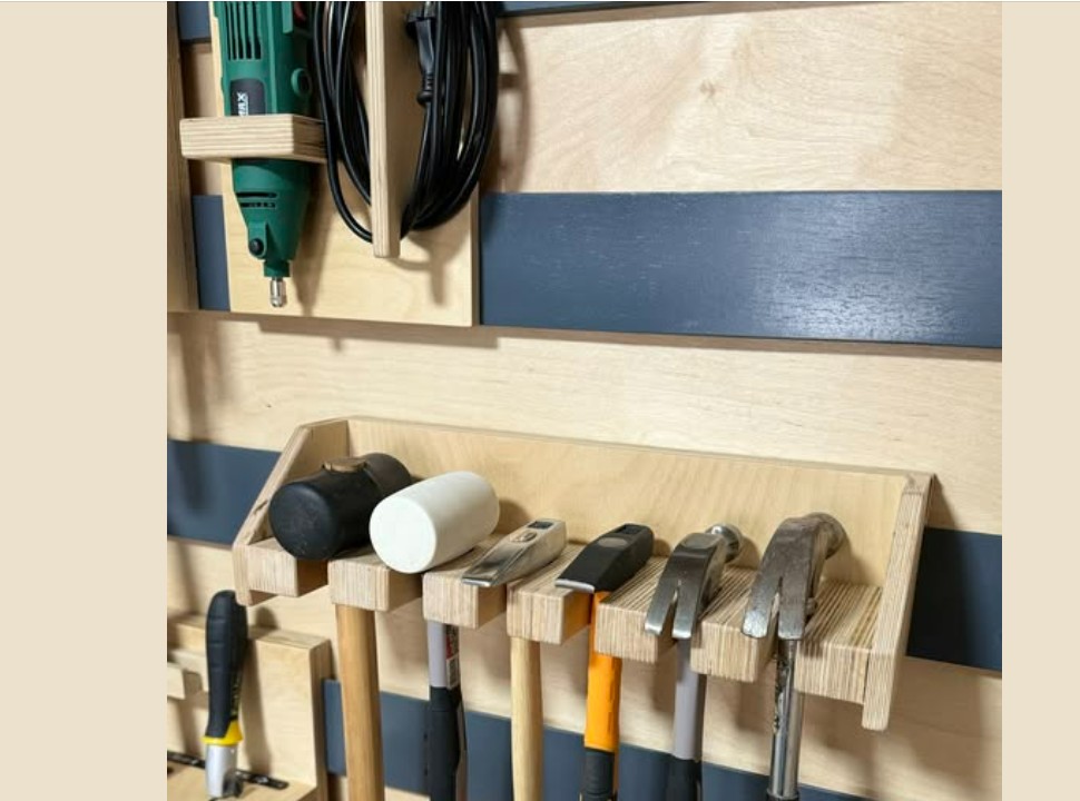 hammer storage image